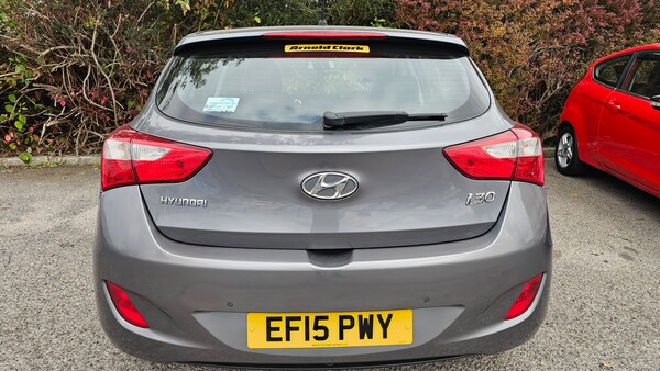 Used Hyundai i30 2015 for sale - 76157470: Photo 3