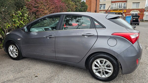 Used Hyundai i30 2015 for sale - 76157470: Photo 5
