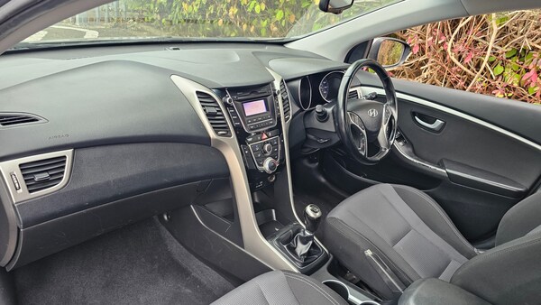 Used Hyundai i30 2015 for sale - 76157470: Photo 6