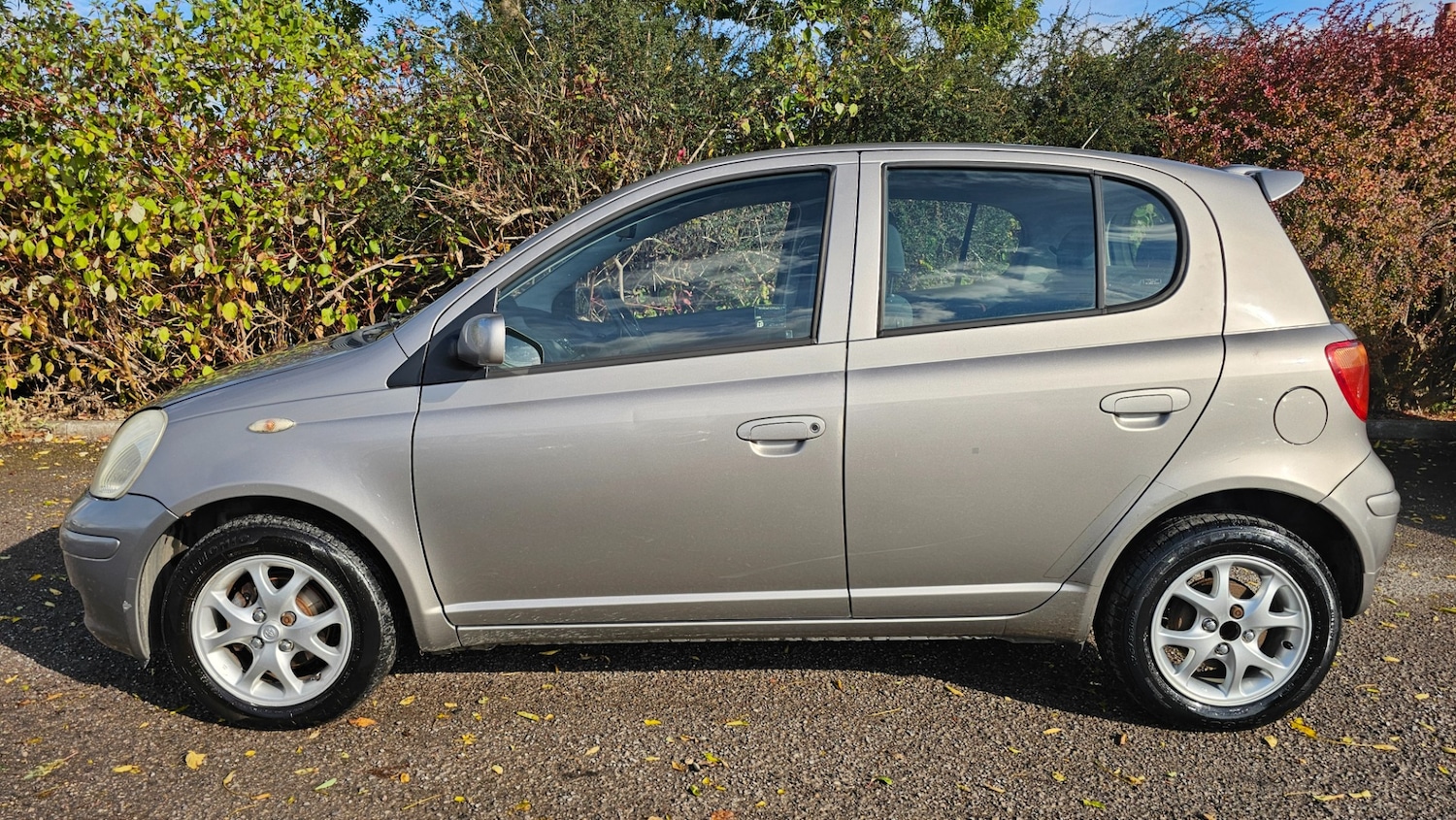 Used Toyota Yaris 2005 for sale - 76358279: Photo 3