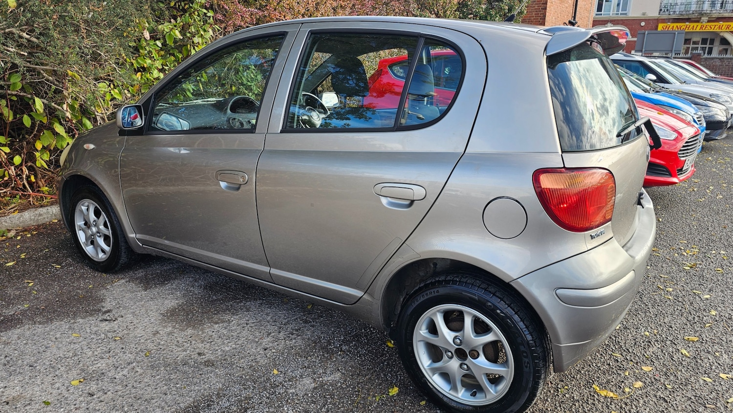 Used Toyota Yaris 2005 for sale - 76358279: Photo 8