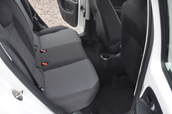 Used Volkswagen up! 2016 for sale - 74760187: Photo 16