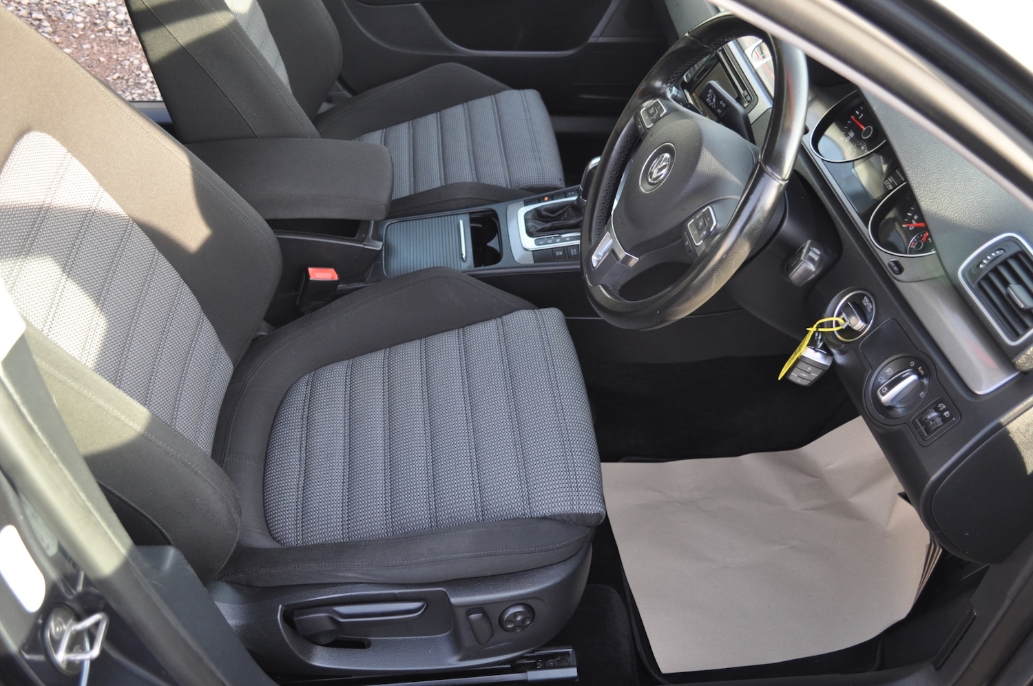 Used Volkswagen Passat 2011 for sale - 77502915: Photo 8