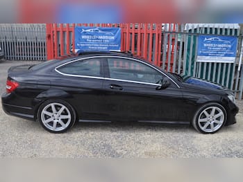 Used Mercedes-Benz C Class 2015 for sale - 79469708: Photo