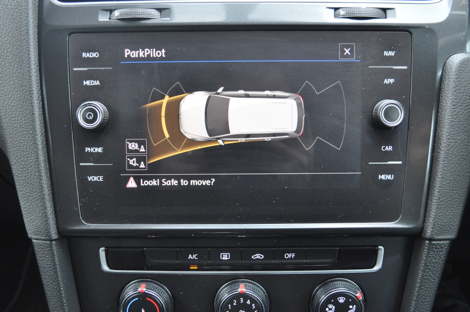 Used Volkswagen Golf 2018 for sale - 76397140: Photo 12