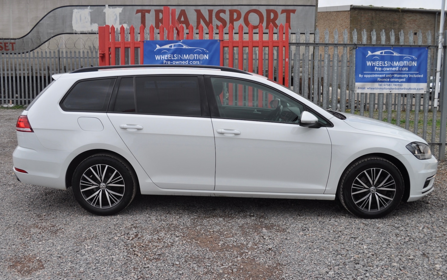 Used Volkswagen Golf 2018 for sale - 76397140: Photo 2