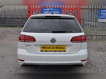 Used Volkswagen Golf 2018 for sale - 76397140: Photo