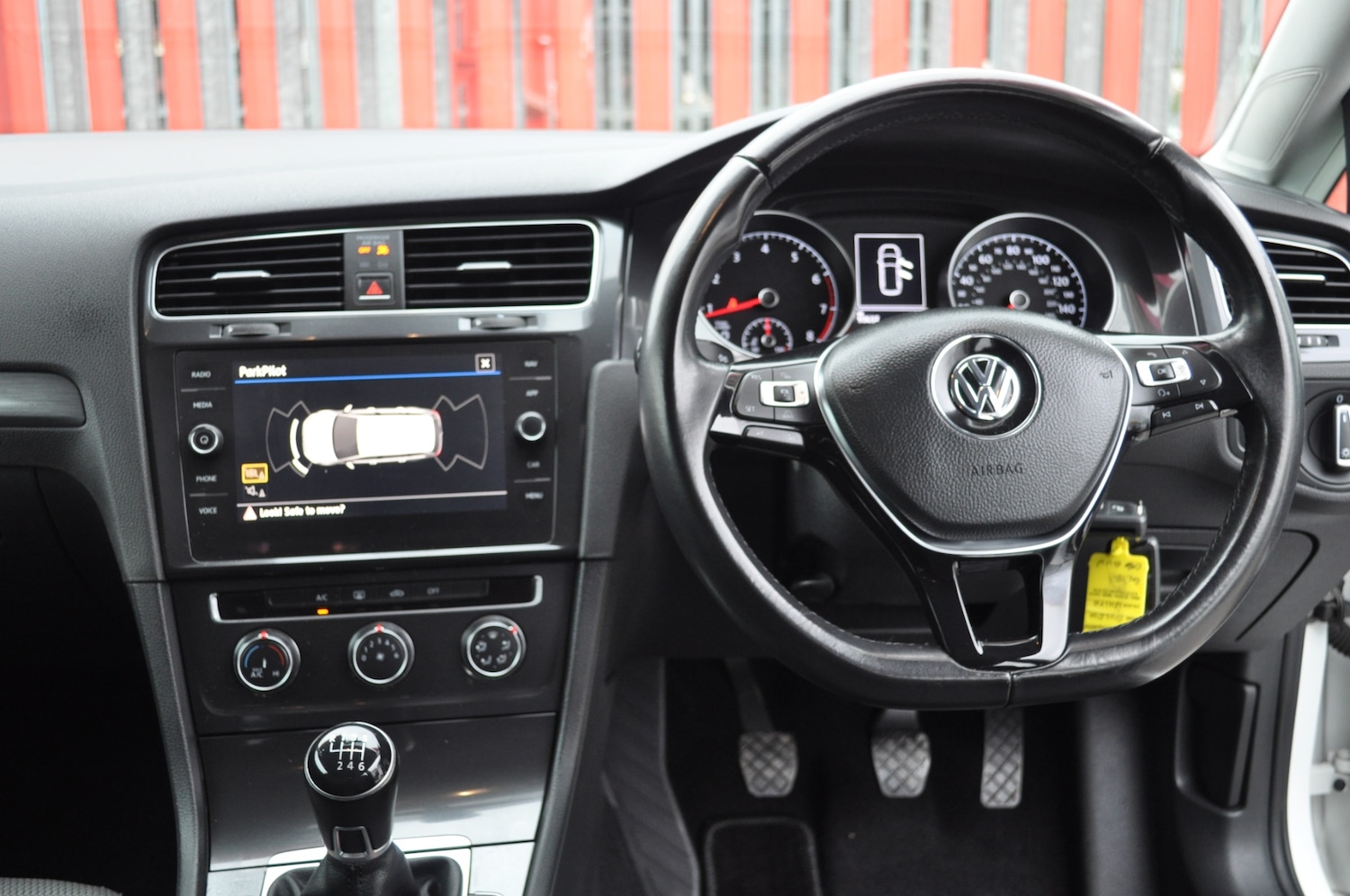 Used Volkswagen Golf 2018 for sale - 76397140: Photo 6