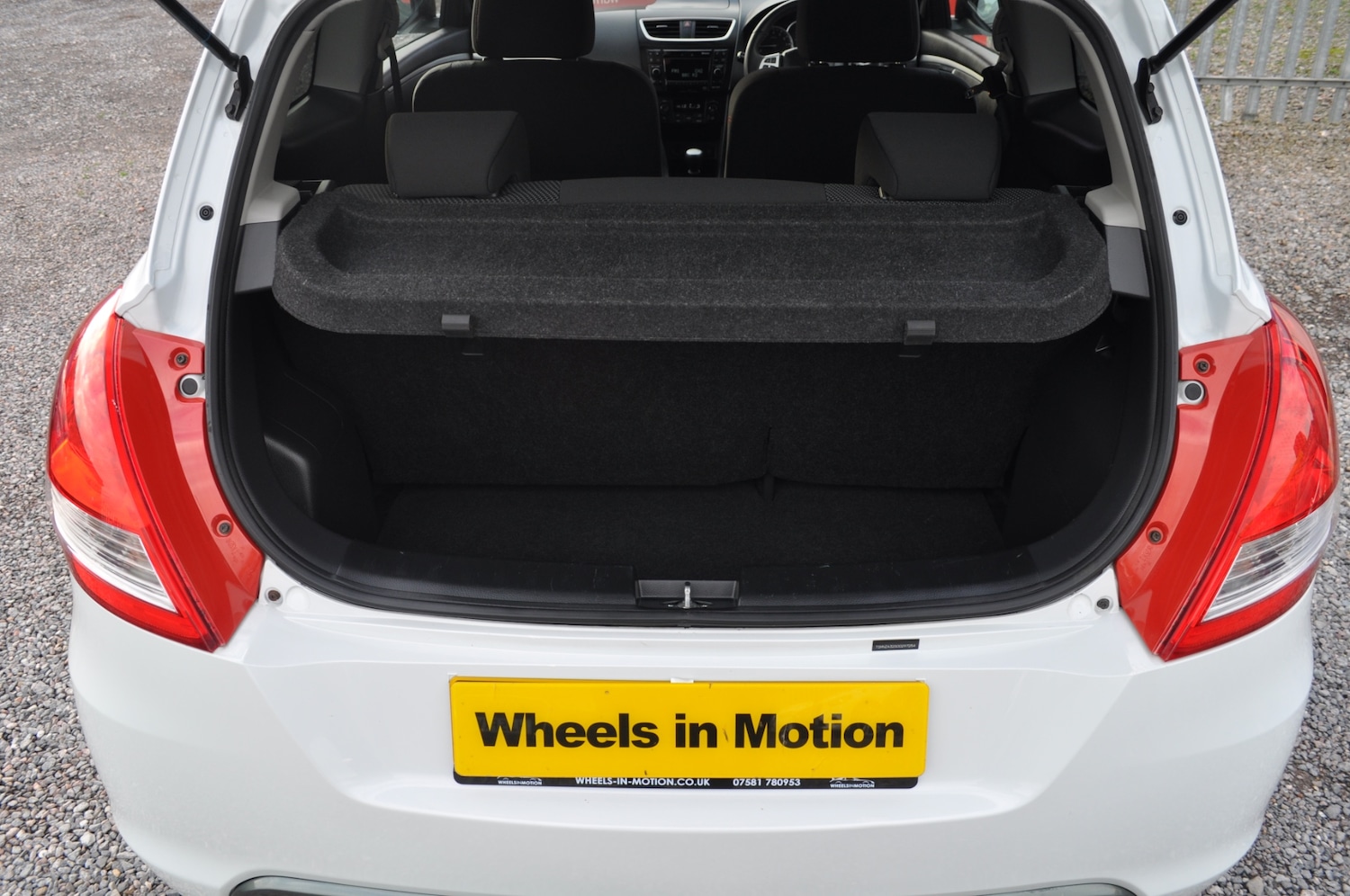 Used Suzuki Swift 2012 for sale - 76379013: Photo 15