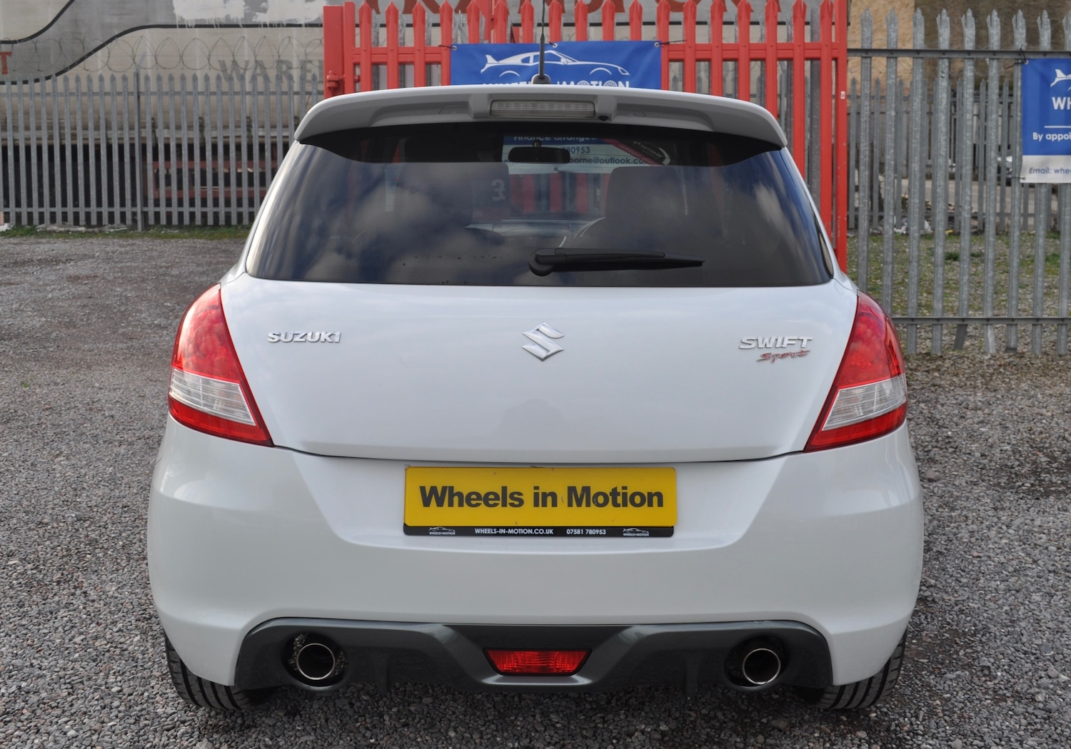 Used Suzuki Swift 2012 for sale - 76379013: Photo 4