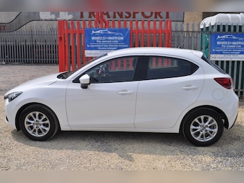 Used Mazda Mazda2 2016 for sale - 79185670: Photo