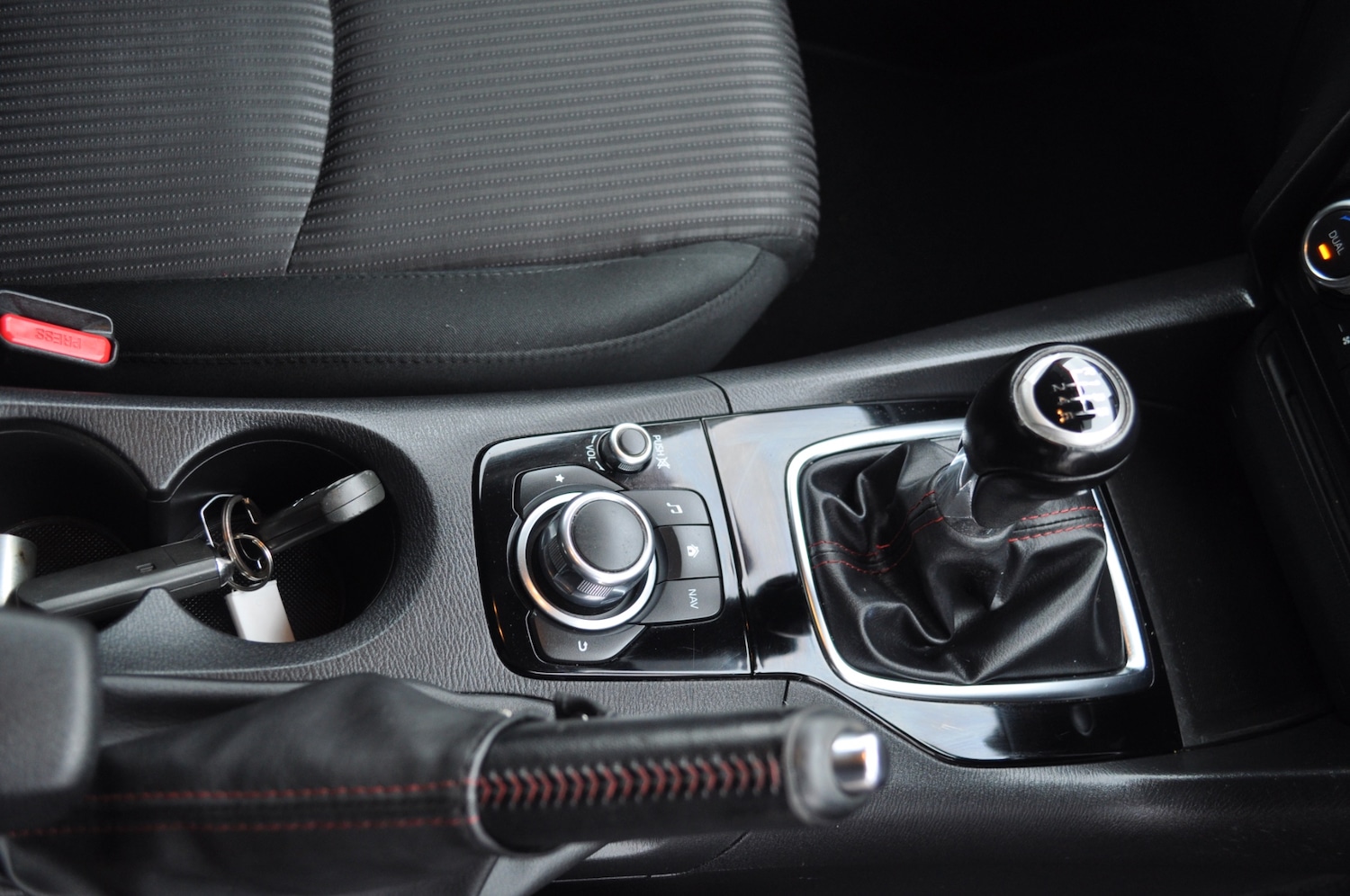 Used Mazda Mazda3 2014 for sale - 76430449: Photo 10