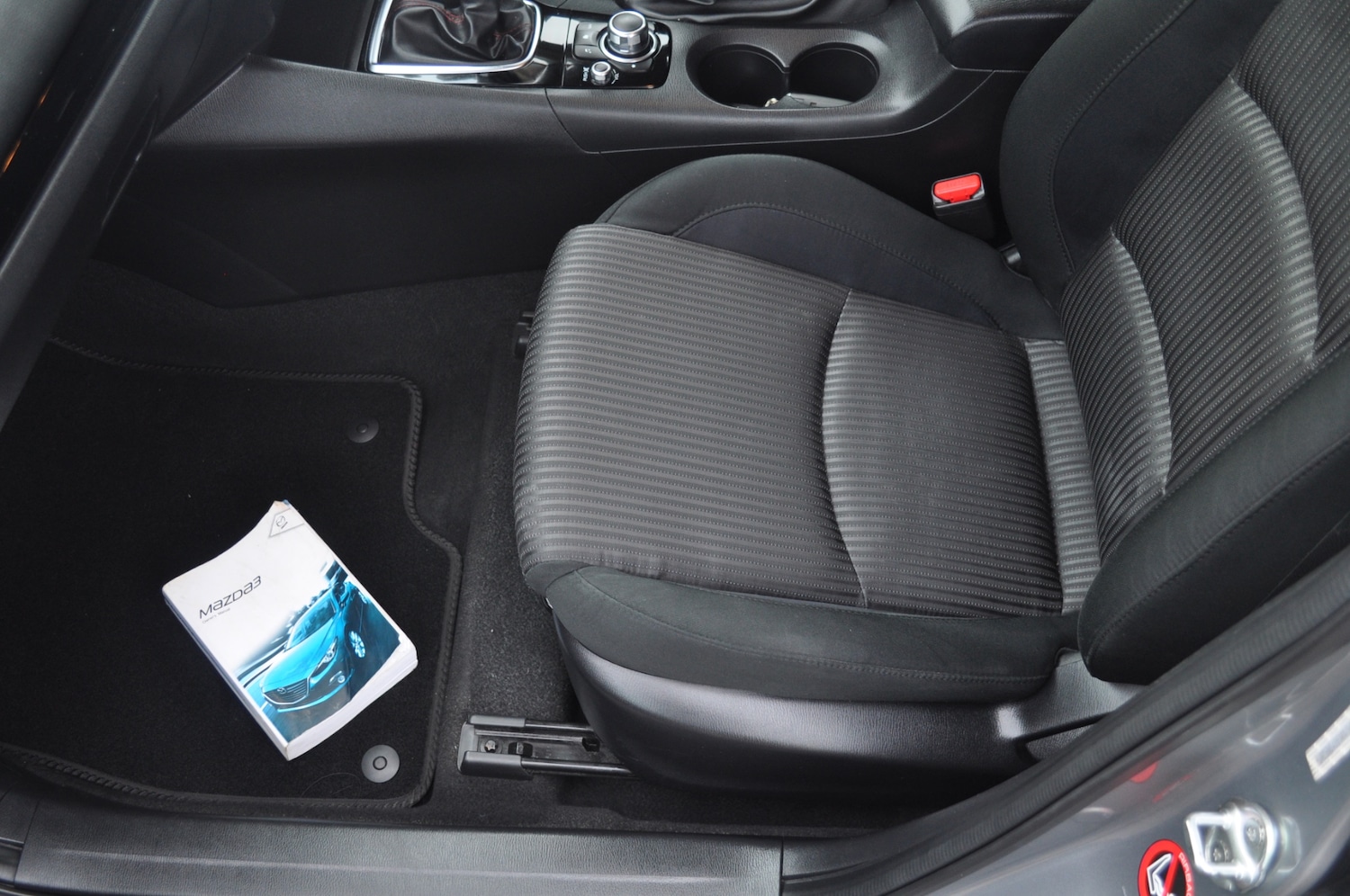 Used Mazda Mazda3 2014 for sale - 76430449: Photo 15