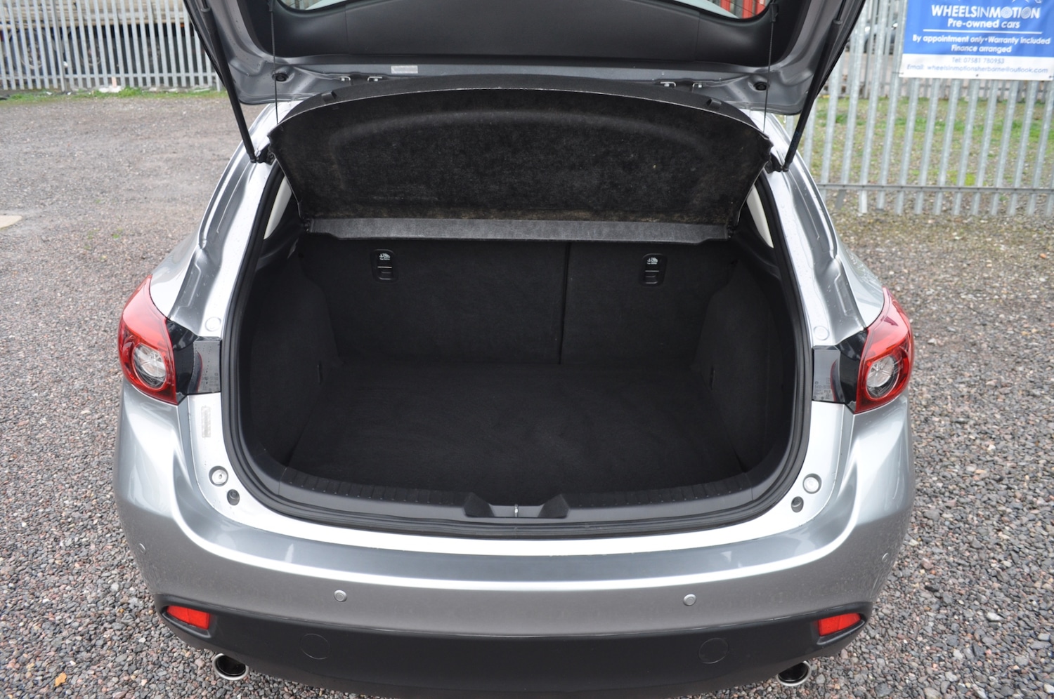 Used Mazda Mazda3 2014 for sale - 76430449: Photo 18