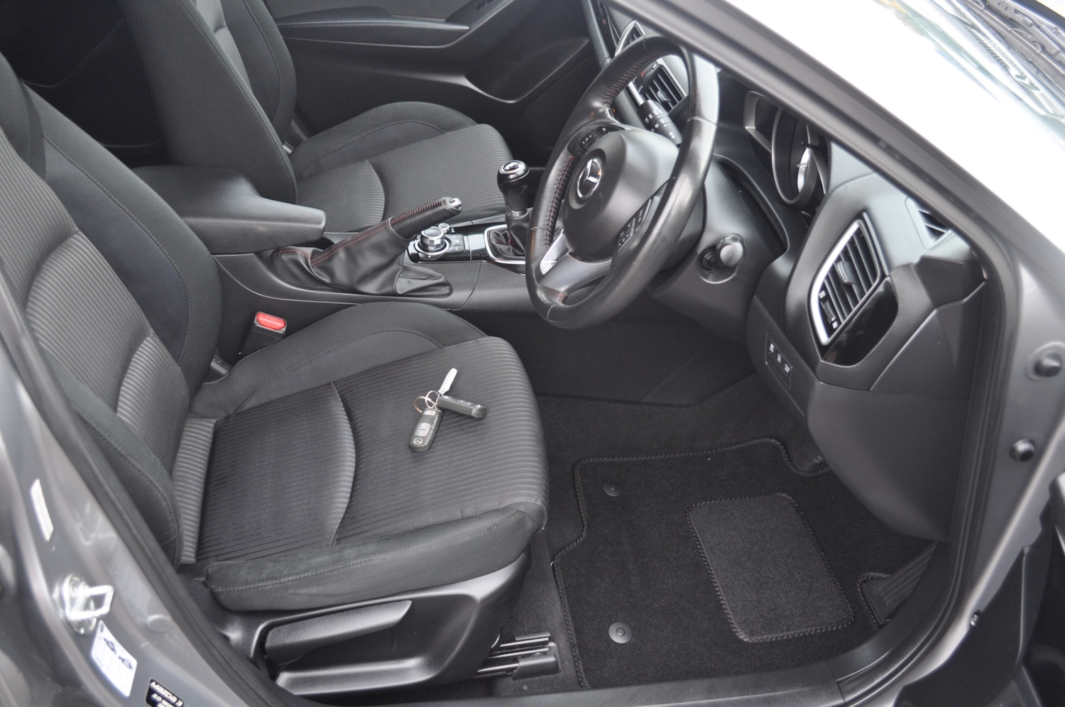 Used Mazda Mazda3 2014 for sale - 76430449: Photo 7