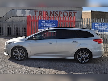 Used Ford Focus 2015 for sale - 76003798: Photo 3