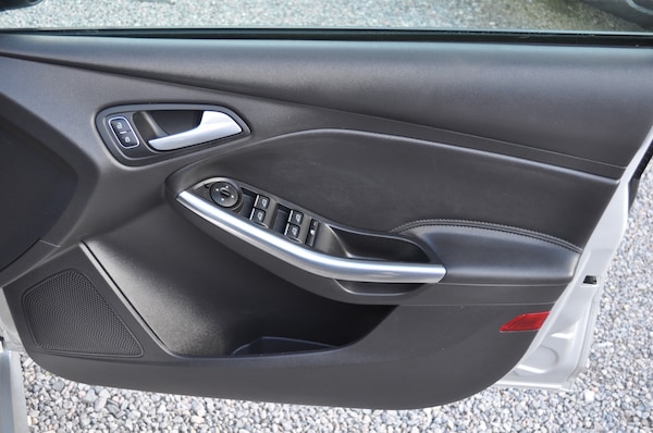 Used Ford Focus 2015 for sale - 76003798: Photo 7