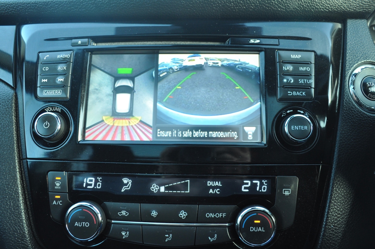 Used Nissan Qashqai 2015 for sale - 76756932: Photo 10