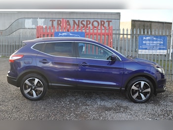 Used Nissan Qashqai 2015 for sale - 76756932: Photo