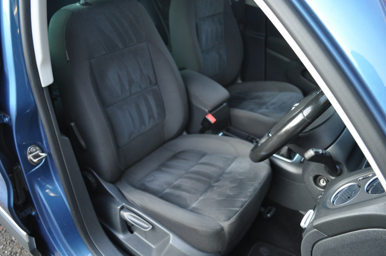 Used Volkswagen Tiguan 2015 for sale - 76963584: Photo 8