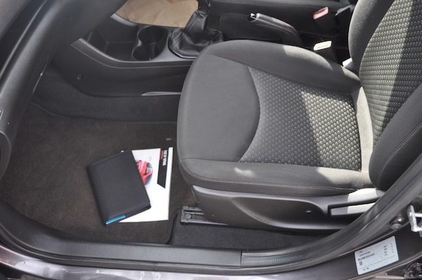 Used Vauxhall Viva 2015 for sale - 76224036: Photo 11