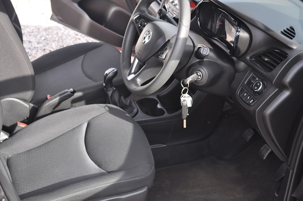 Used Vauxhall Viva 2015 for sale - 76224036: Photo 7