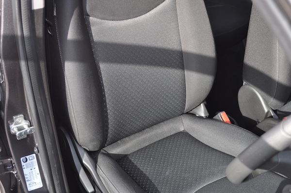 Used Vauxhall Viva 2015 for sale - 76224036: Photo 8