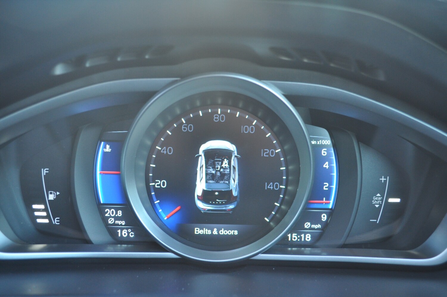 Used Volvo V40 2016 for sale - 77691926: Photo 11