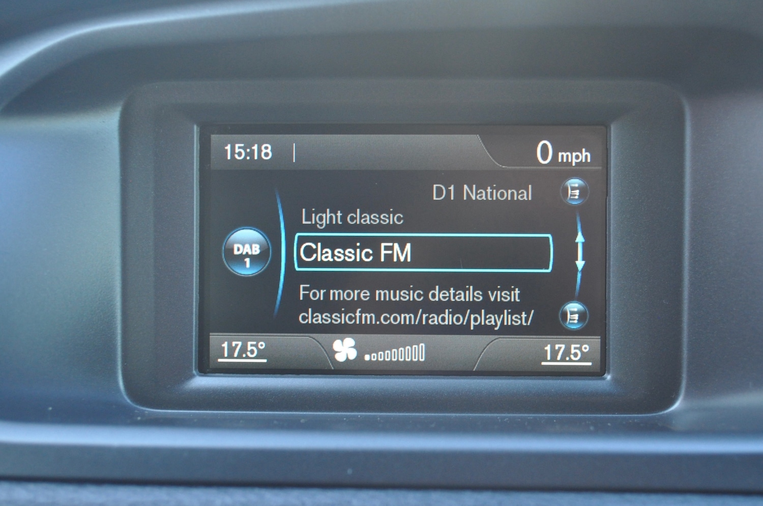 Used Volvo V40 2016 for sale - 77691926: Photo 13