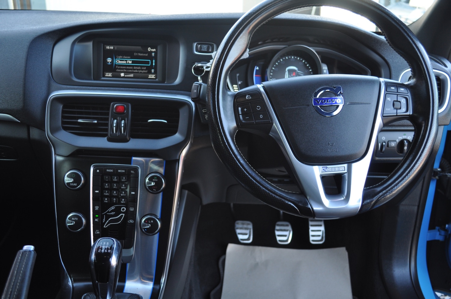 Used Volvo V40 2016 for sale - 77691926: Photo 5