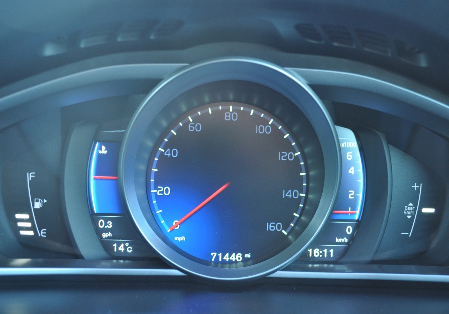 Used Volvo V40 2016 for sale - 77691926: Photo 6