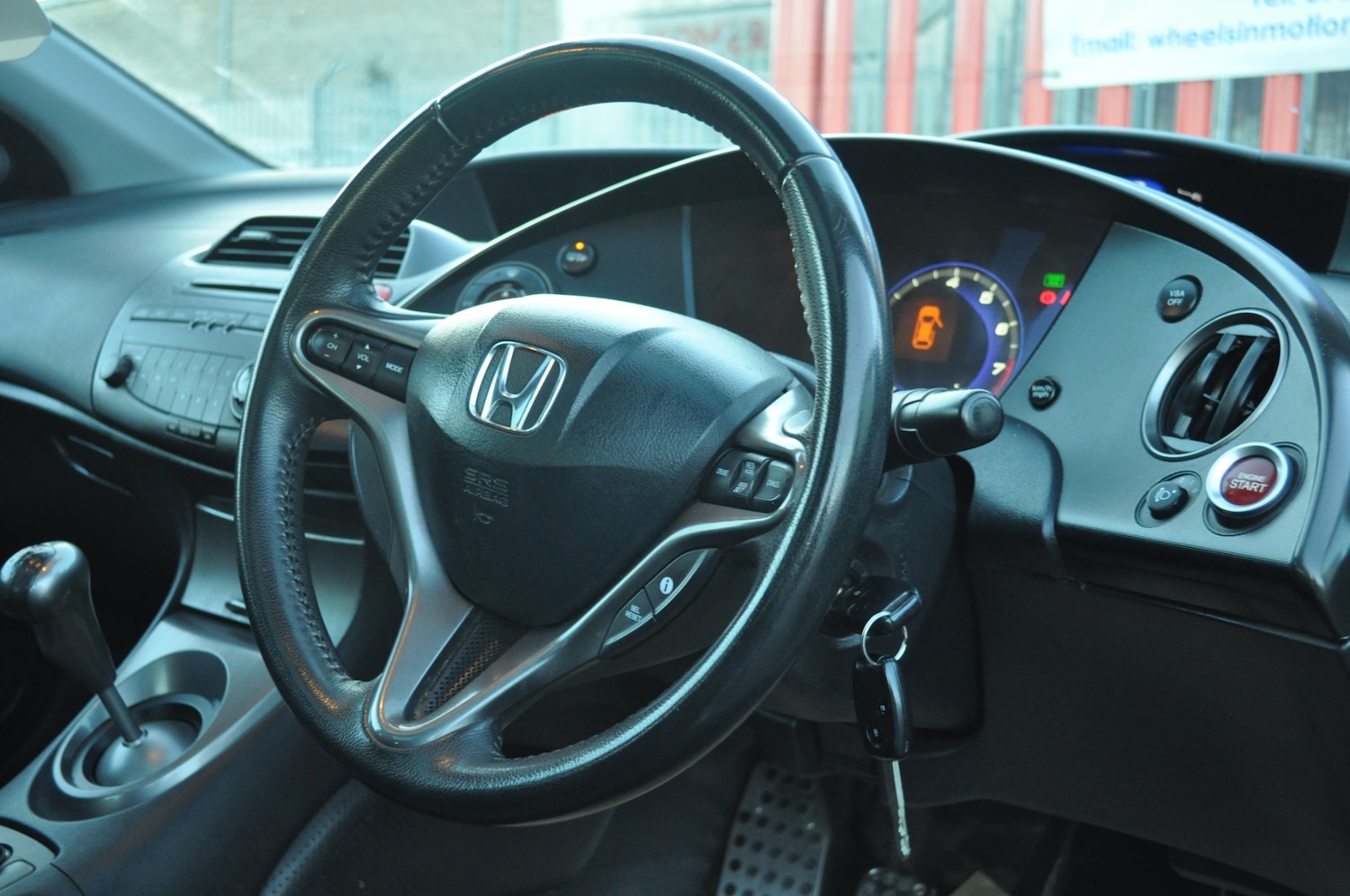 Used Honda Civic 2010 for sale - 76630401: Photo 11