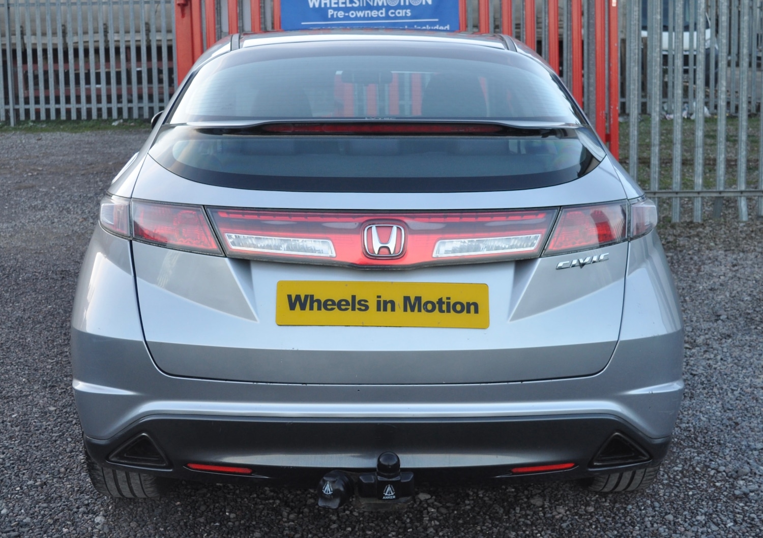 Used Honda Civic 2010 for sale - 76630401: Photo 4