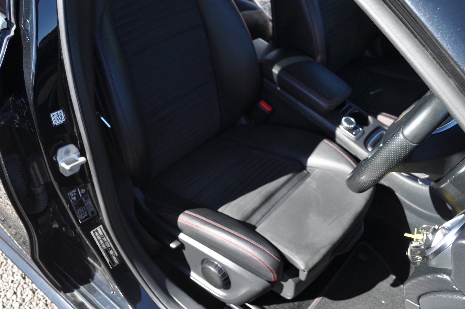 Used Mercedes-Benz A-Class 2016 for sale - 77934118: Photo 8