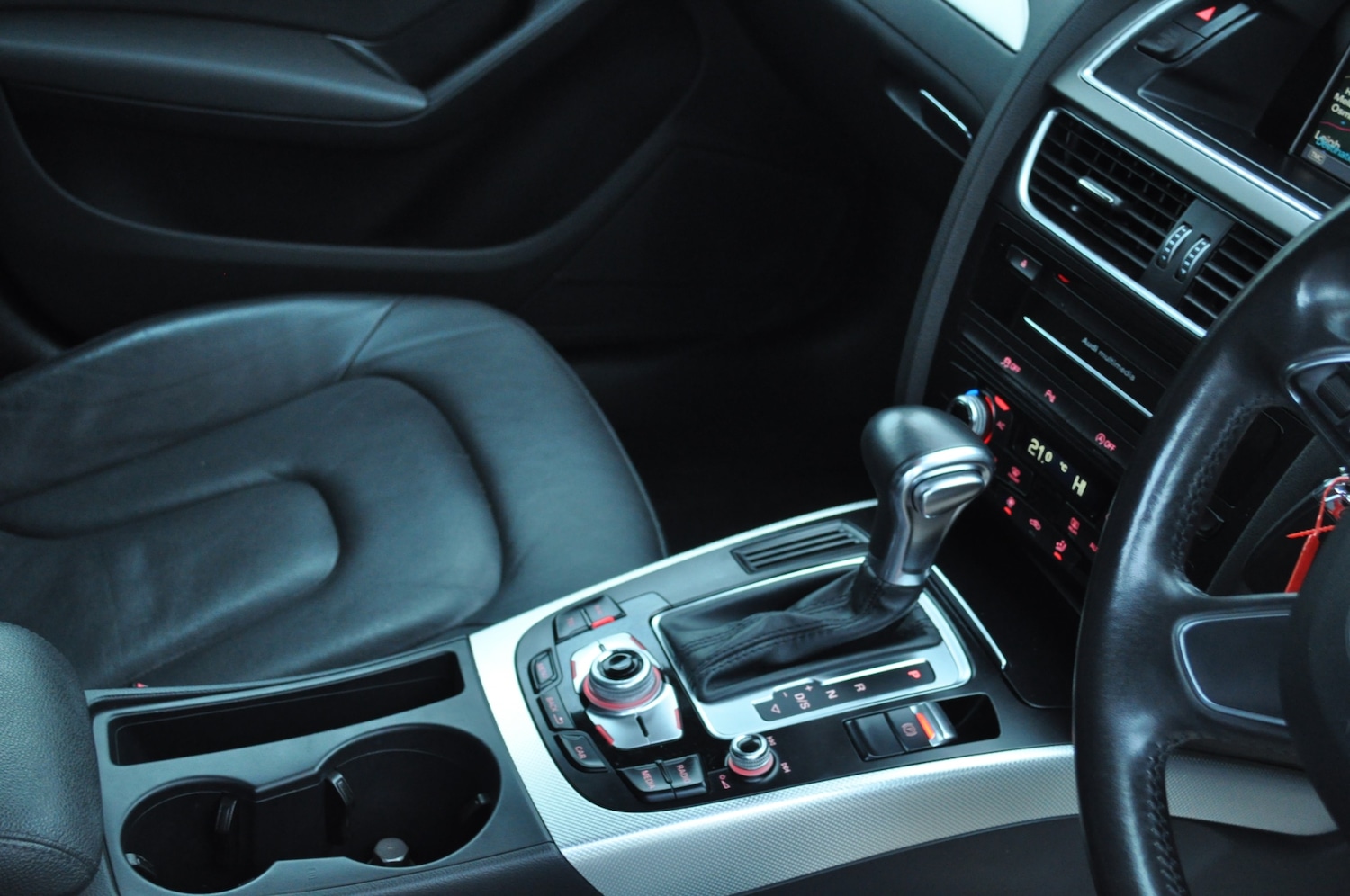 Used Audi A4 2014 for sale - 77356986: Photo 10