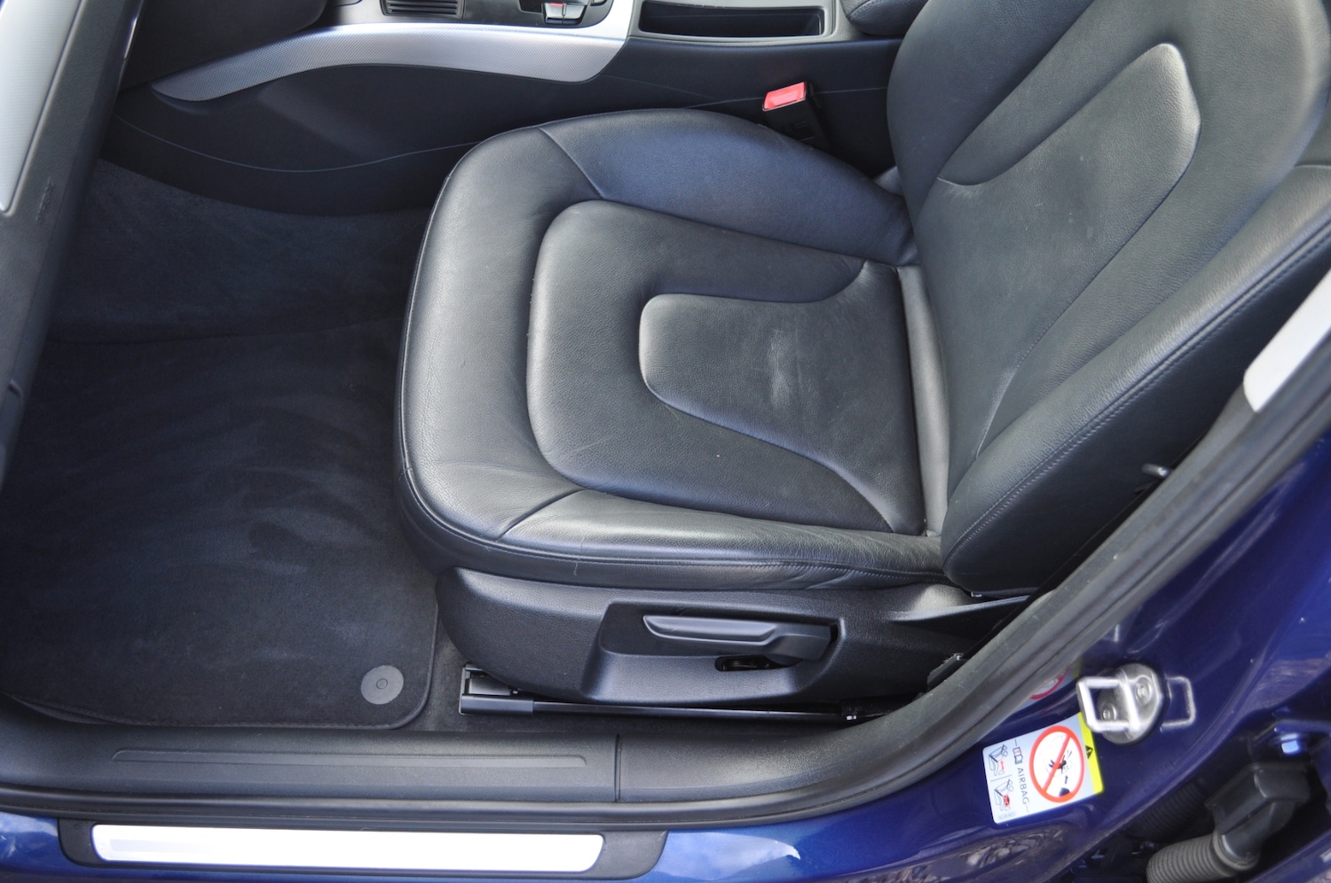 Used Audi A4 2014 for sale - 77356986: Photo 16