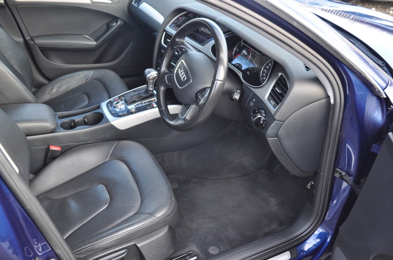 Used Audi A4 2014 for sale - 77356986: Photo 7