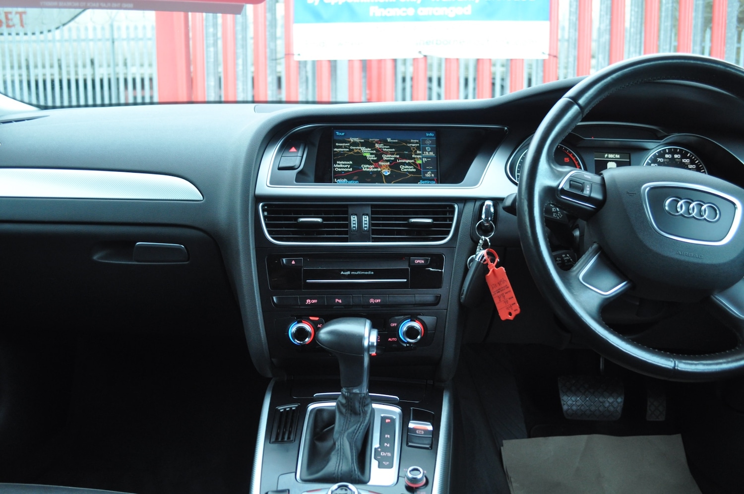 Used Audi A4 2014 for sale - 77356986: Photo 9