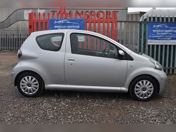 Used Toyota AYGO 2011 for sale - 77742451: Photo