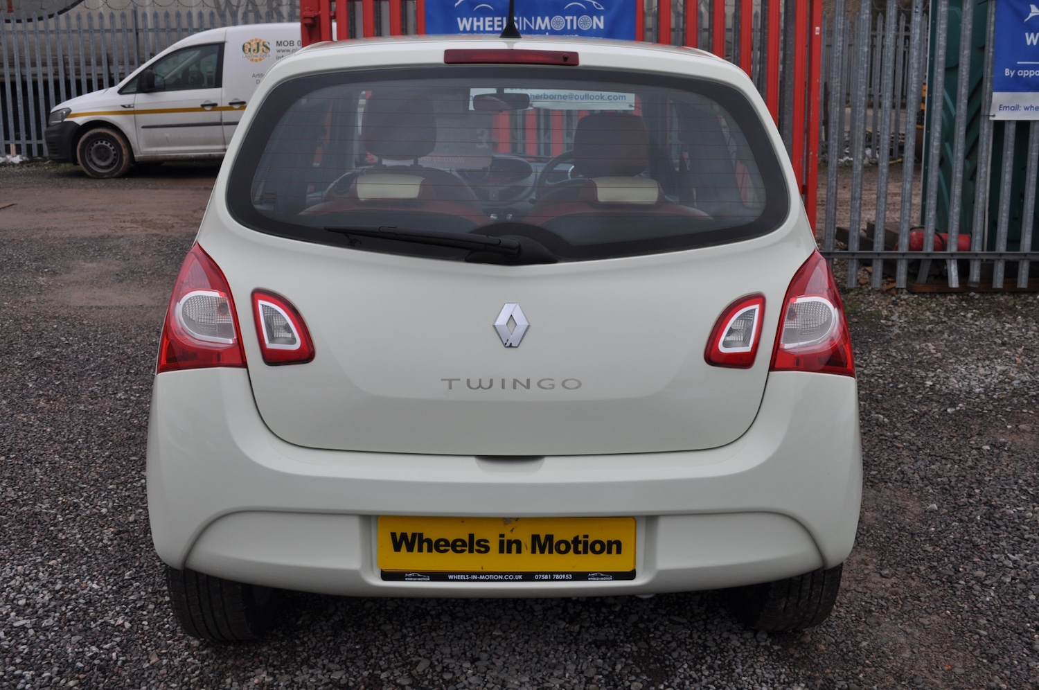 Used Renault Twingo 2012 for sale - 77502878: Photo 4
