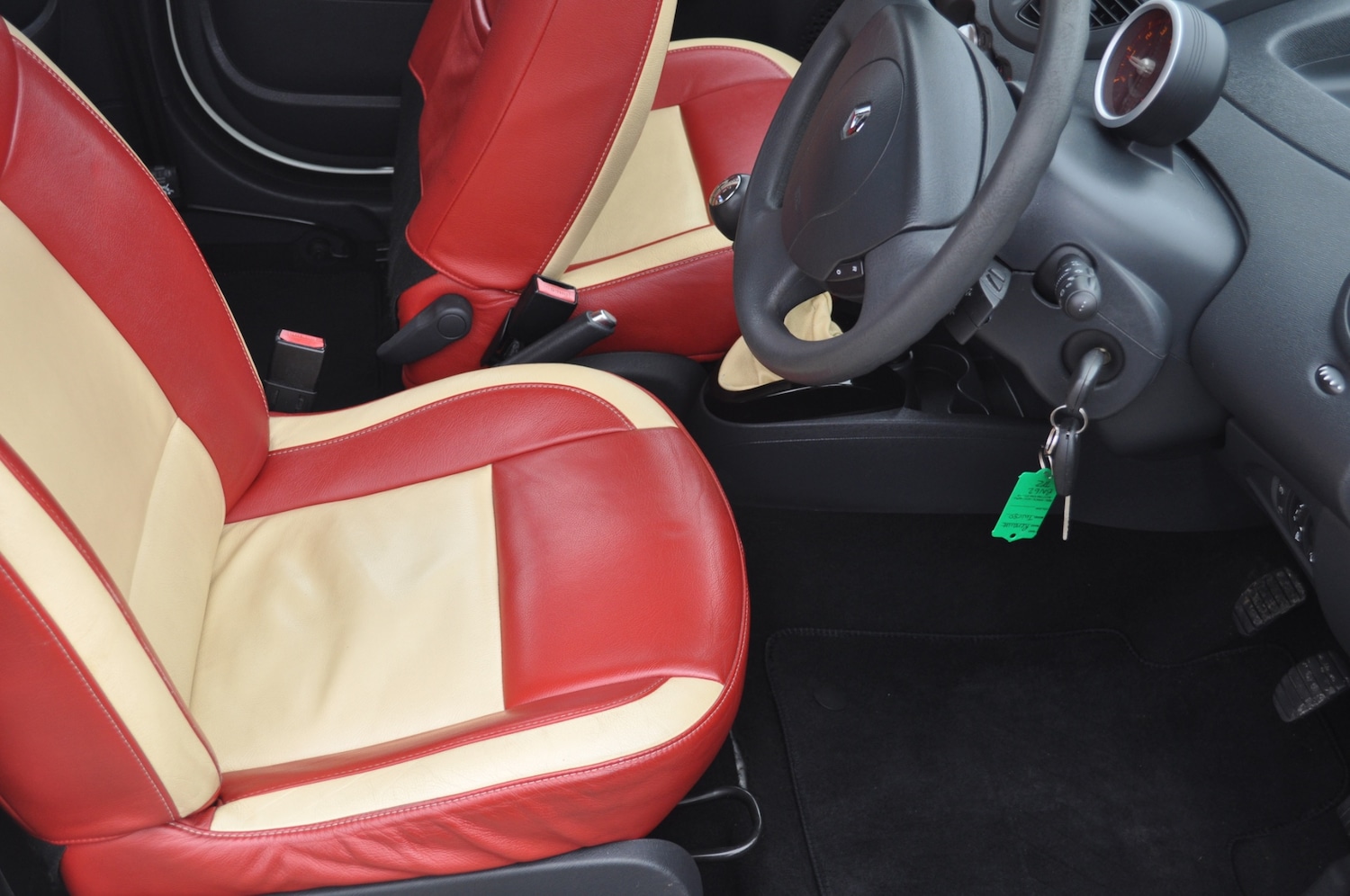 Used Renault Twingo 2012 for sale - 77502878: Photo 9