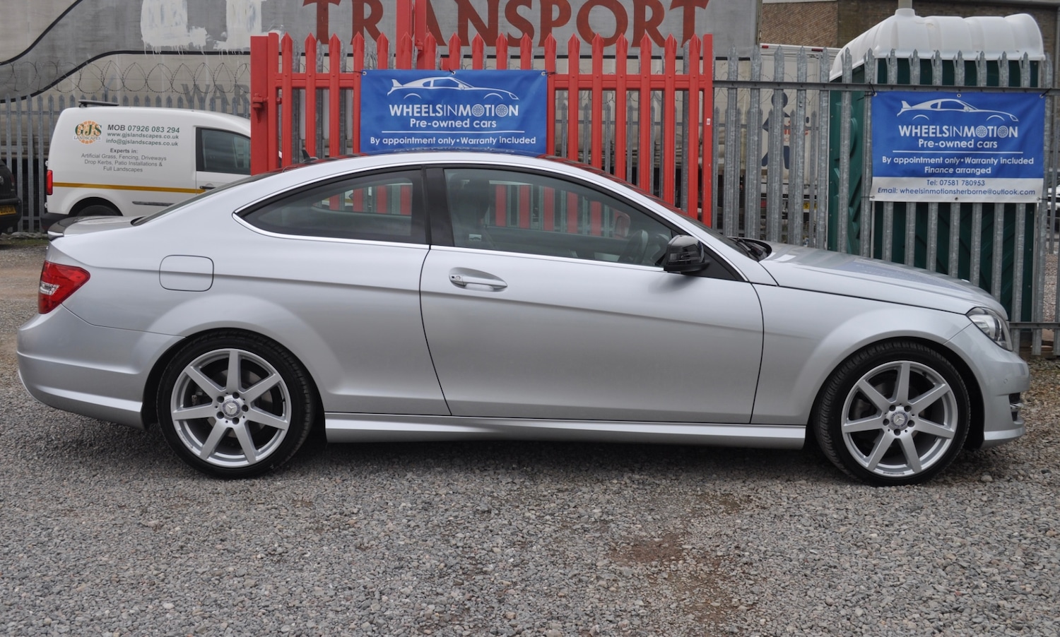 Used Mercedes-Benz C Class 2014 for sale - 77880833: Photo 2