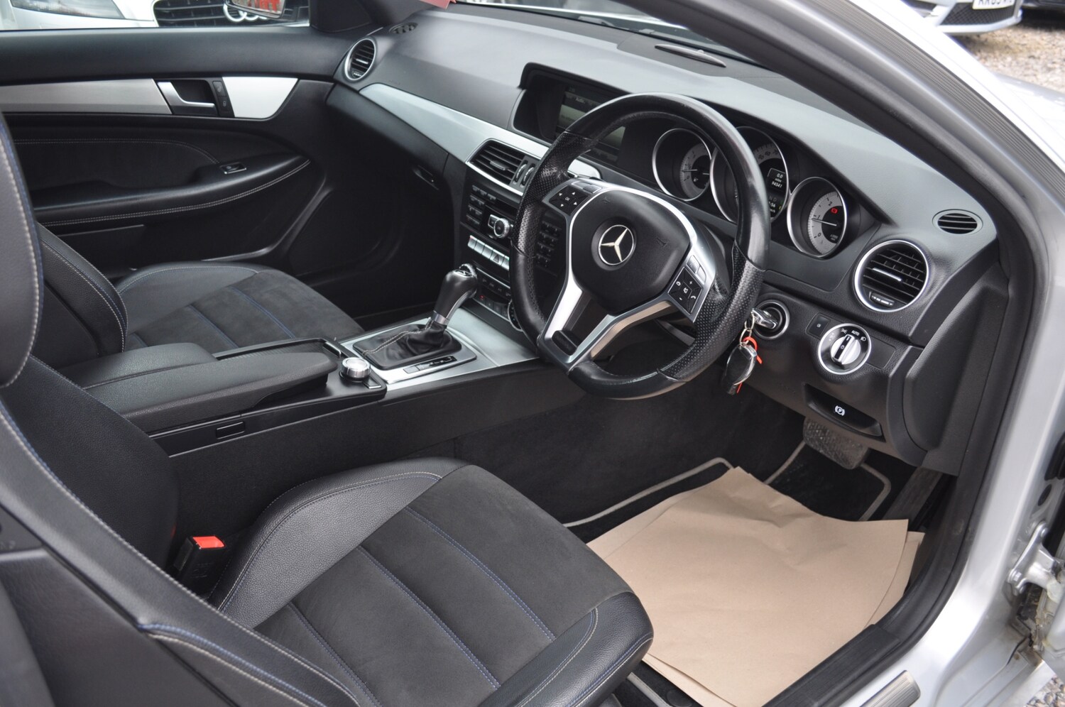 Used Mercedes-Benz C Class 2014 for sale - 77880833: Photo 6