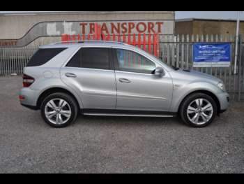 Used Mercedes-Benz M-Class 2011 for sale - 74992712: Photo