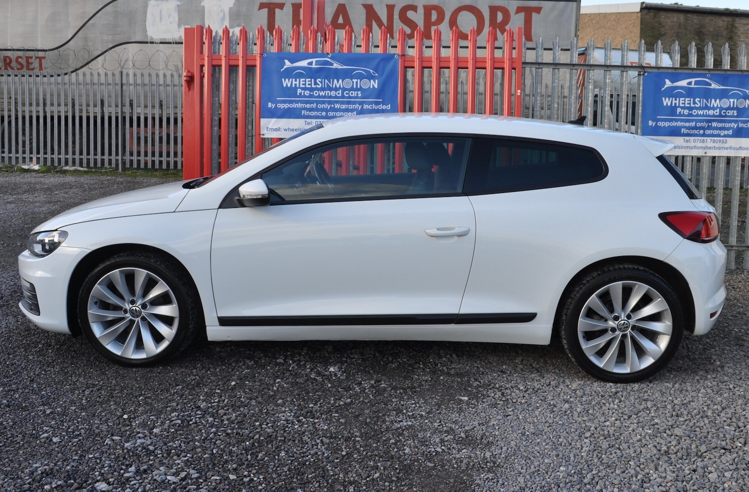 Used Volkswagen Scirocco 2015 for sale - 76705649: Photo 3