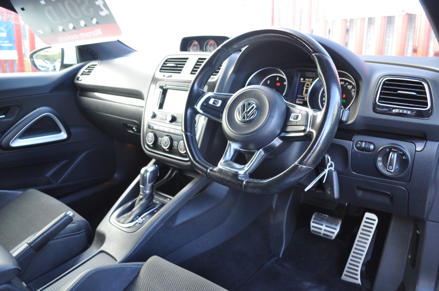 Used Volkswagen Scirocco 2015 for sale - 76705649: Photo 9