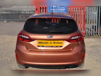 Used Ford Fiesta 2018 for sale - 79397406: Photo