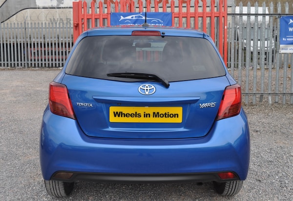 Used Toyota Yaris 2016 for sale - 75515001: Photo 2