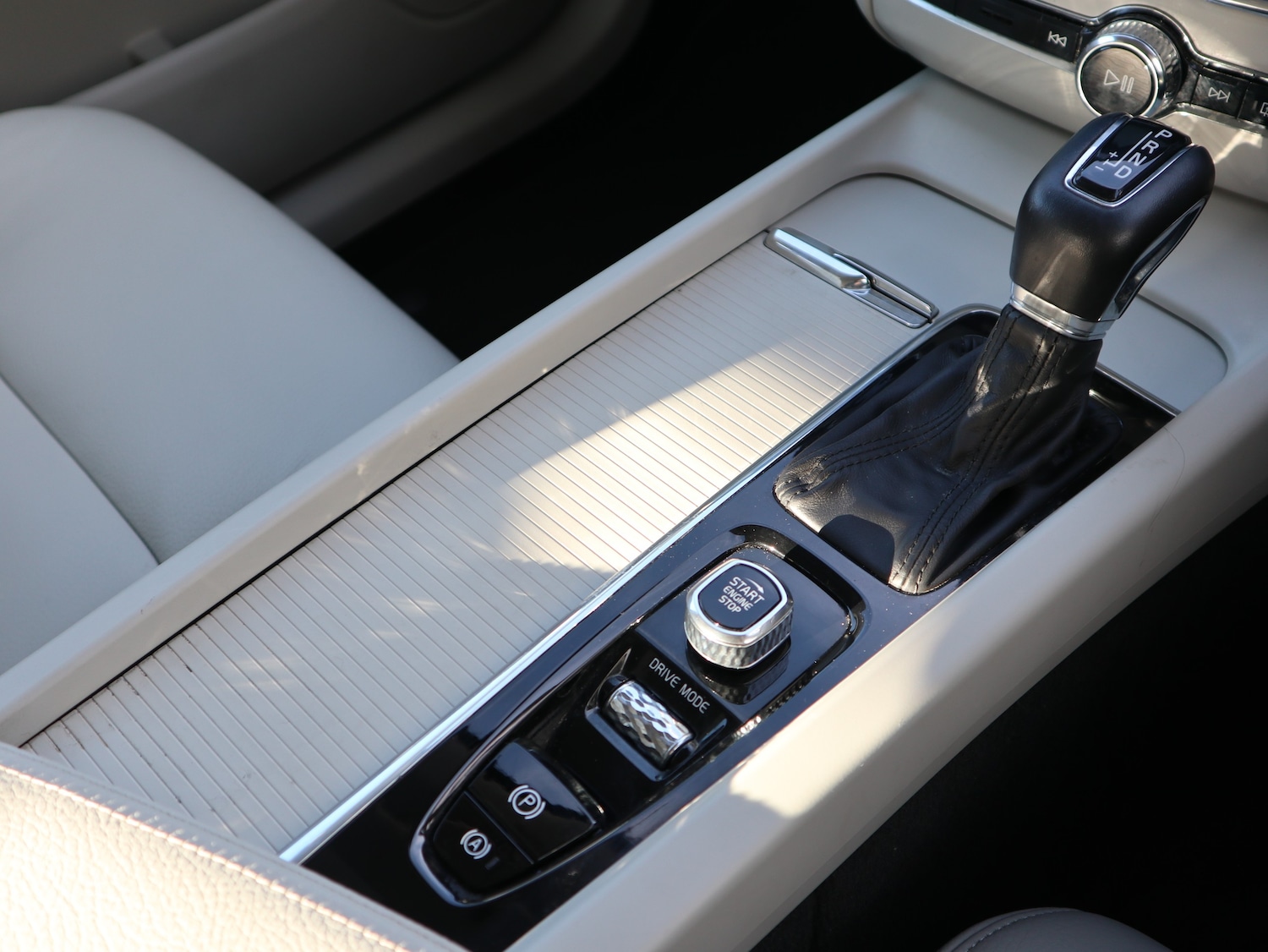 Used Volvo XC60 2019 for sale - 76819729: Photo 17