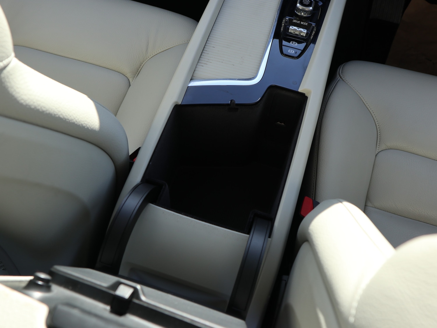 Used Volvo XC60 2019 for sale - 76819729: Photo 33